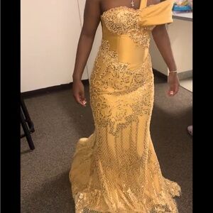 African Handmade Elegant Gold Evening Gown